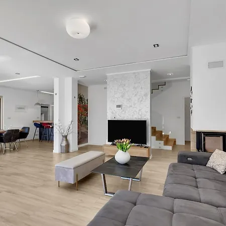 Lantana - Exklusiv * Makarska