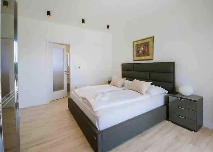 Villa Lantana - Exklusiv